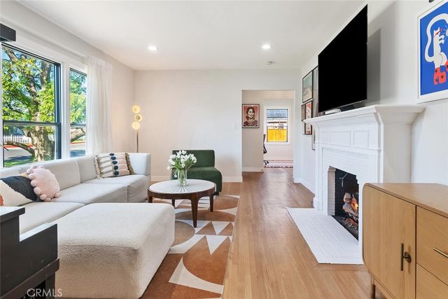 6554 Colbath, Valley Glen, CA 91401