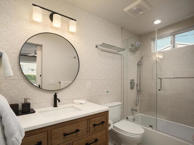 822 Seagirt Ct, San Diego, CA 92109