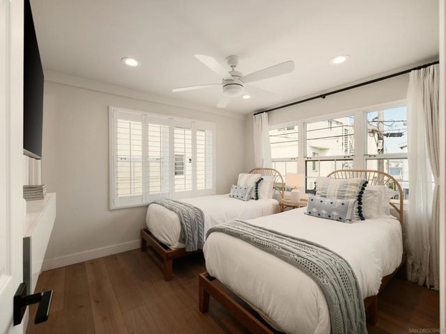 822 Seagirt Ct, San Diego, CA 92109