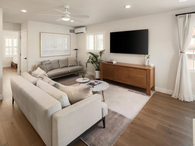 822 Seagirt Ct, San Diego, CA 92109