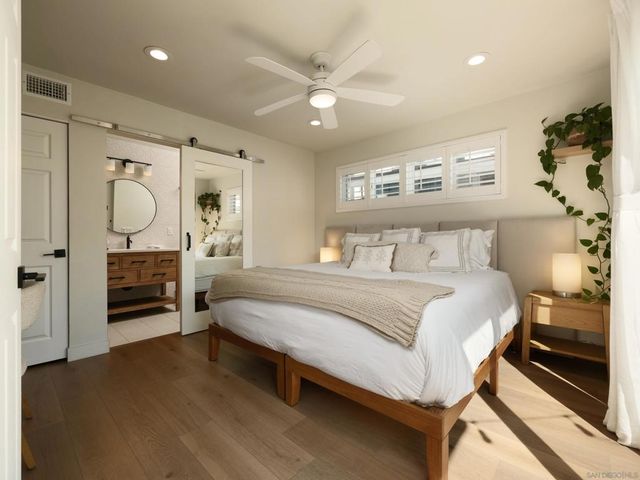 822 Seagirt Ct, San Diego, CA 92109