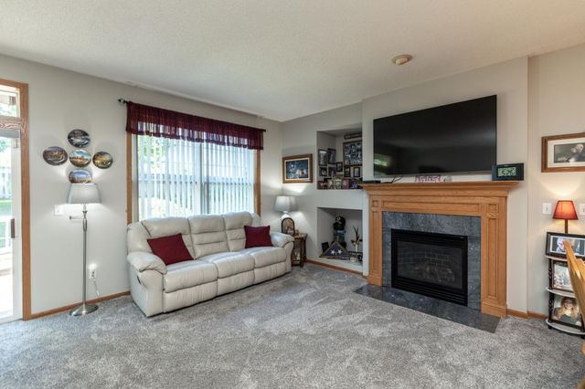 15053 Dutchman Way, Apple Valley, MN 55124