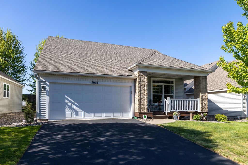 15053 Dutchman Way, Apple Valley, MN 55124