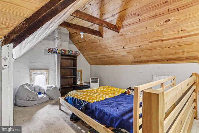 23 W GEORGE ST, Yoe, PA 17313