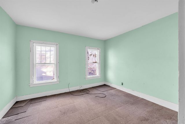 852 N Woodrow Ave, Wichita, KS 67203