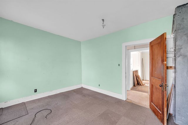 852 N Woodrow Ave, Wichita, KS 67203