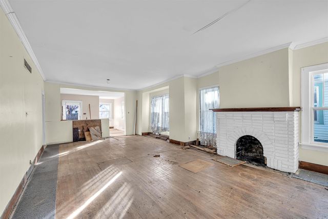 852 N Woodrow Ave, Wichita, KS 67203