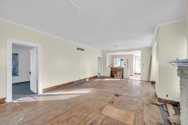 852 N Woodrow Ave, Wichita, KS 67203