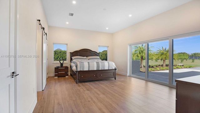 25025 SW 202nd Ave, Homestead, FL 33031