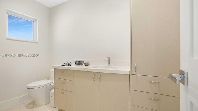 25025 SW 202nd Ave, Homestead, FL 33031