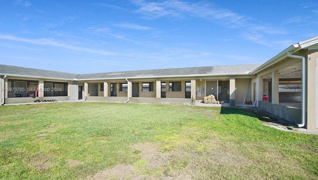 25025 SW 202nd Ave, Homestead, FL 33031