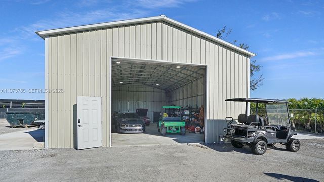 25025 SW 202nd Ave, Homestead, FL 33031