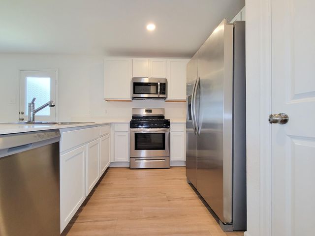 314 Harbor Bend Court, Willis, TX 77378