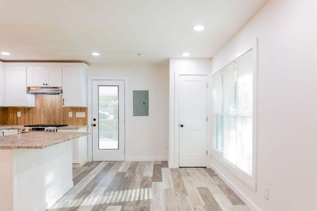 5165 WOODLAND Drive, Forest Park, GA 30297