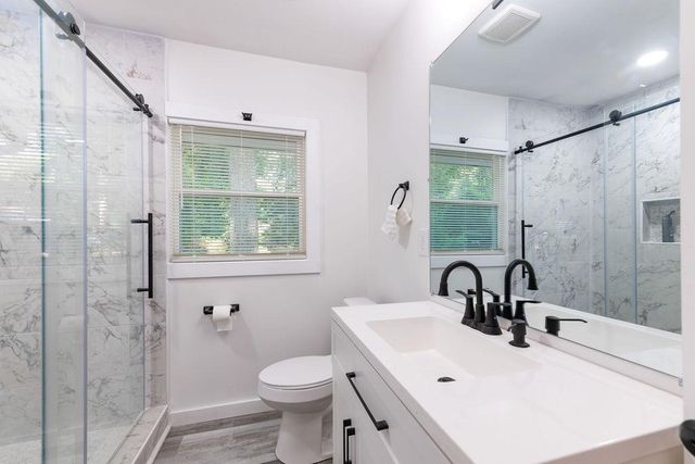 5165 WOODLAND Drive, Forest Park, GA 30297