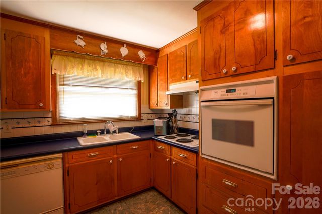 9631 Sunway Drive, Mint Hill, NC 28227