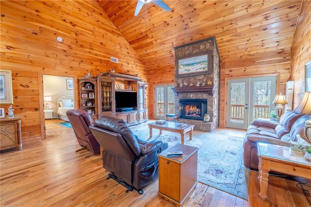 32 Bern Vista, Sautee Nacoochee, GA 30571