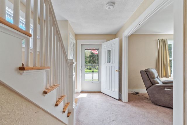 71 Linden Street, Exeter, NH 03833