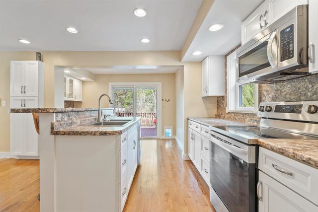 71 Linden Street, Exeter, NH 03833