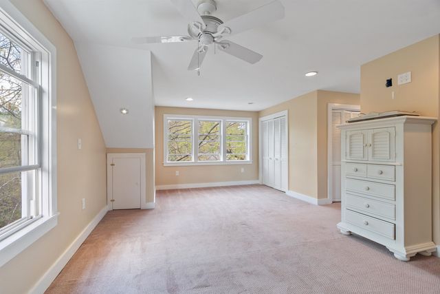 71 Linden Street, Exeter, NH 03833