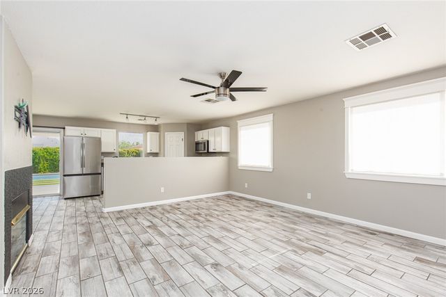 4912 Peaceful Pond Avenue, Las Vegas, NV 89131