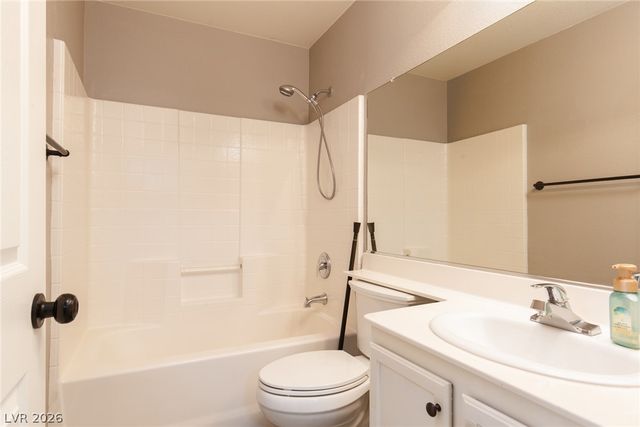 4912 Peaceful Pond Avenue, Las Vegas, NV 89131