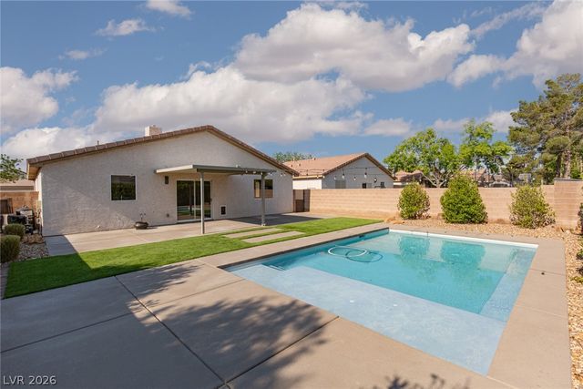 4912 Peaceful Pond Avenue, Las Vegas, NV 89131