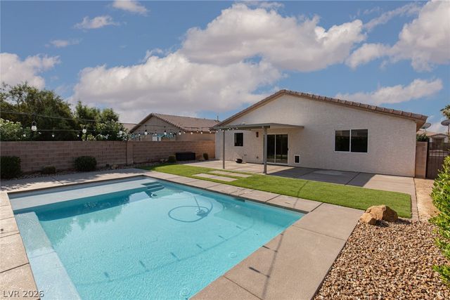 4912 Peaceful Pond Avenue, Las Vegas, NV 89131