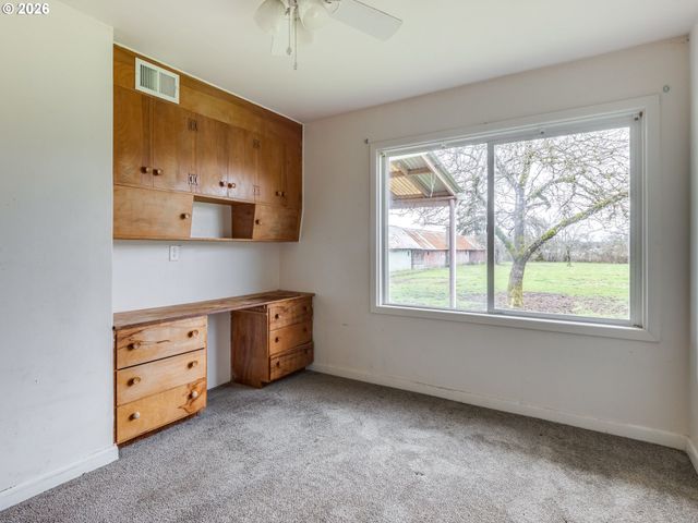 412 Se GRANT St, Sheridan, OR 97378
