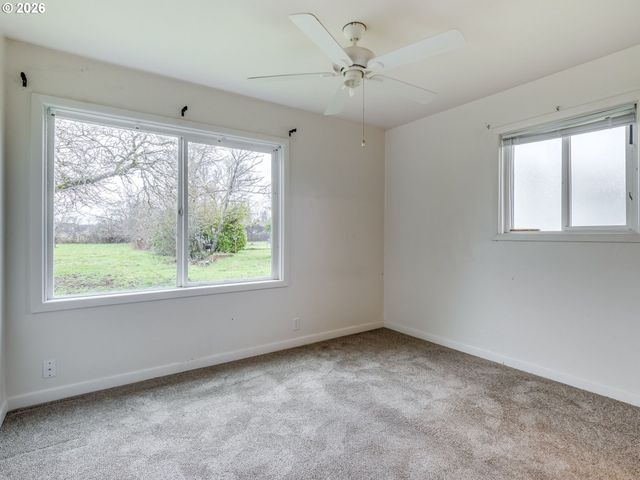 412 Se GRANT St, Sheridan, OR 97378
