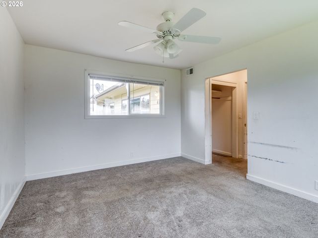 412 Se GRANT St, Sheridan, OR 97378