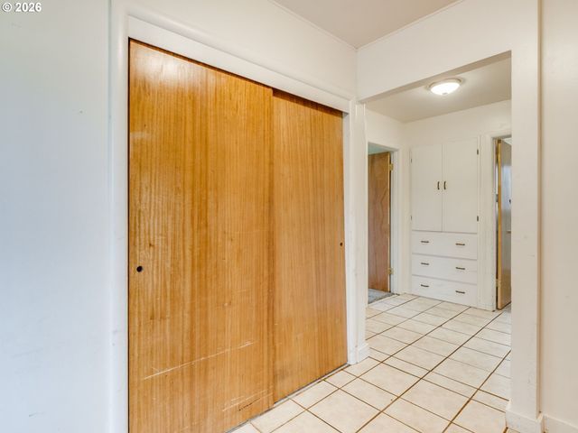 412 Se GRANT St, Sheridan, OR 97378