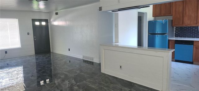 670 Walnut Drive, Euclid, OH 44132