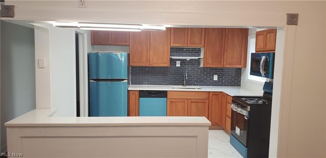 670 Walnut Drive, Euclid, OH 44132