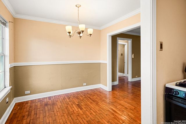 1535 edison, San Antonio, TX 78201