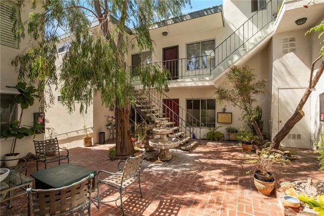 2312 6th 1, Santa Monica, CA 90405
