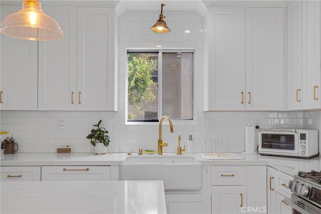 2312 6th 1, Santa Monica, CA 90405