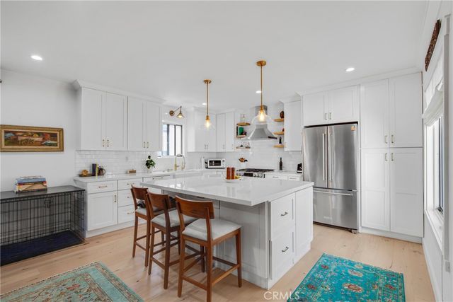 2312 6th 1, Santa Monica, CA 90405