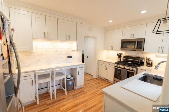 52 Knollwood Terrace, Clifton, NJ 07012