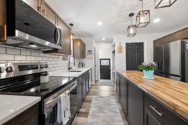 105 W 6TH STREET, Kaukauna, WI 54130