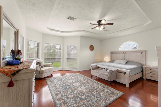 23307 Parkway Lakes Lane, Richmond, TX 77407