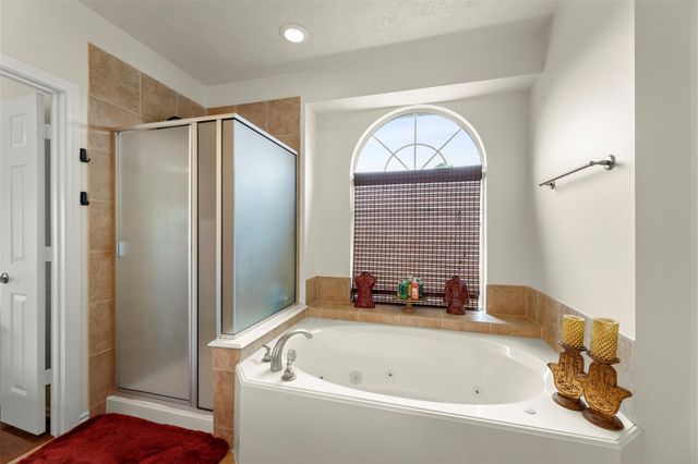 23307 Parkway Lakes Lane, Richmond, TX 77407