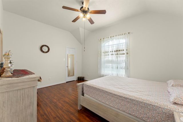 23307 Parkway Lakes Lane, Richmond, TX 77407