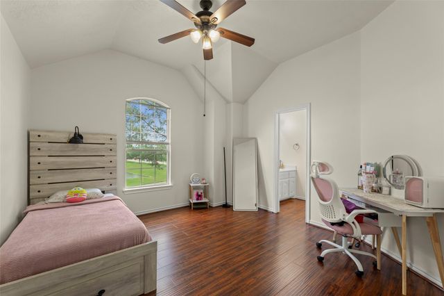 23307 Parkway Lakes Lane, Richmond, TX 77407