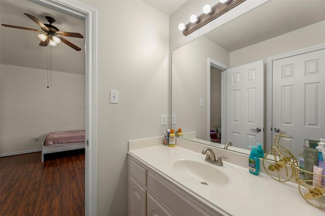 23307 Parkway Lakes Lane, Richmond, TX 77407