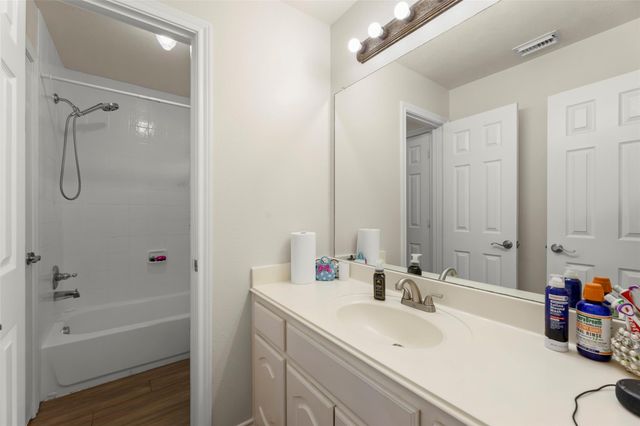 23307 Parkway Lakes Lane, Richmond, TX 77407