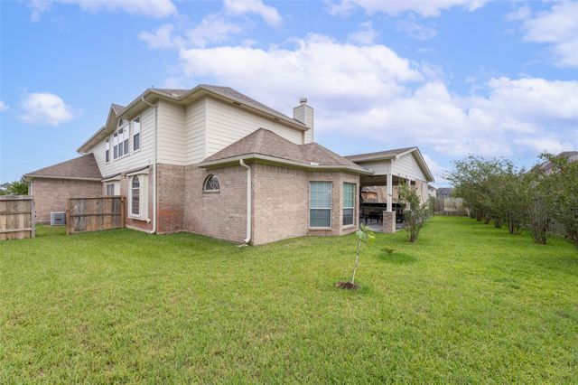 23307 Parkway Lakes Lane, Richmond, TX 77407