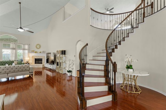 23307 Parkway Lakes Lane, Richmond, TX 77407