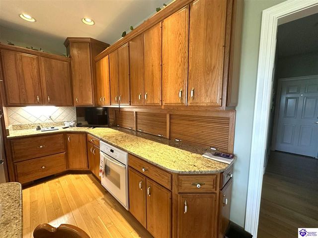 230 Roundtop Road, Elizabethtown, KY 42701