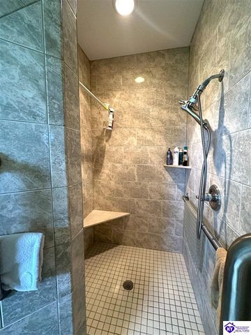 230 Roundtop Road, Elizabethtown, KY 42701